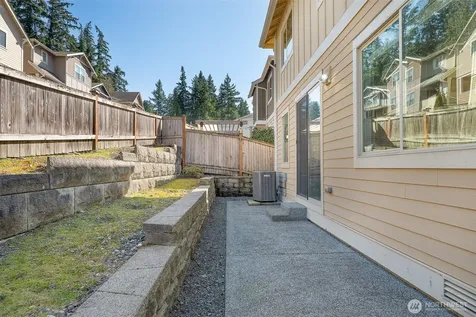 20042 94th Avenue NE Bothell WA 98011