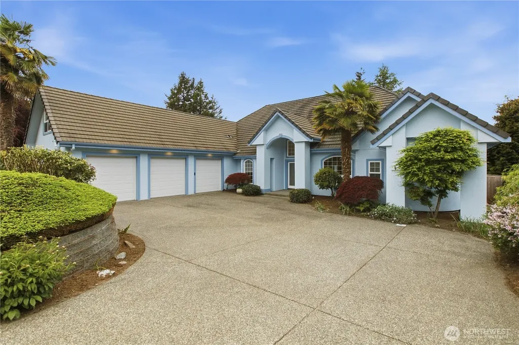 2504 5th Street NW Gig Harbor WA 98335