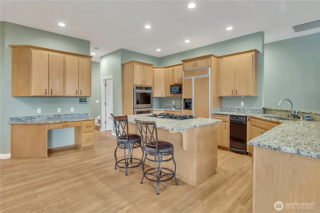 2504 5th Street NW Gig Harbor WA 98335