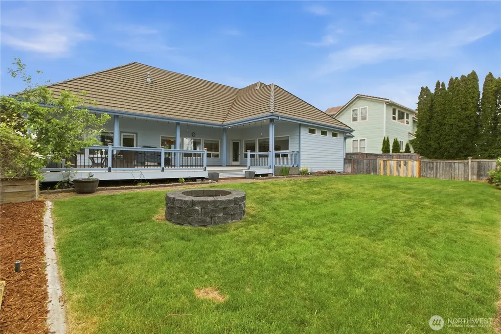 2504 5th Street NW Gig Harbor WA 98335