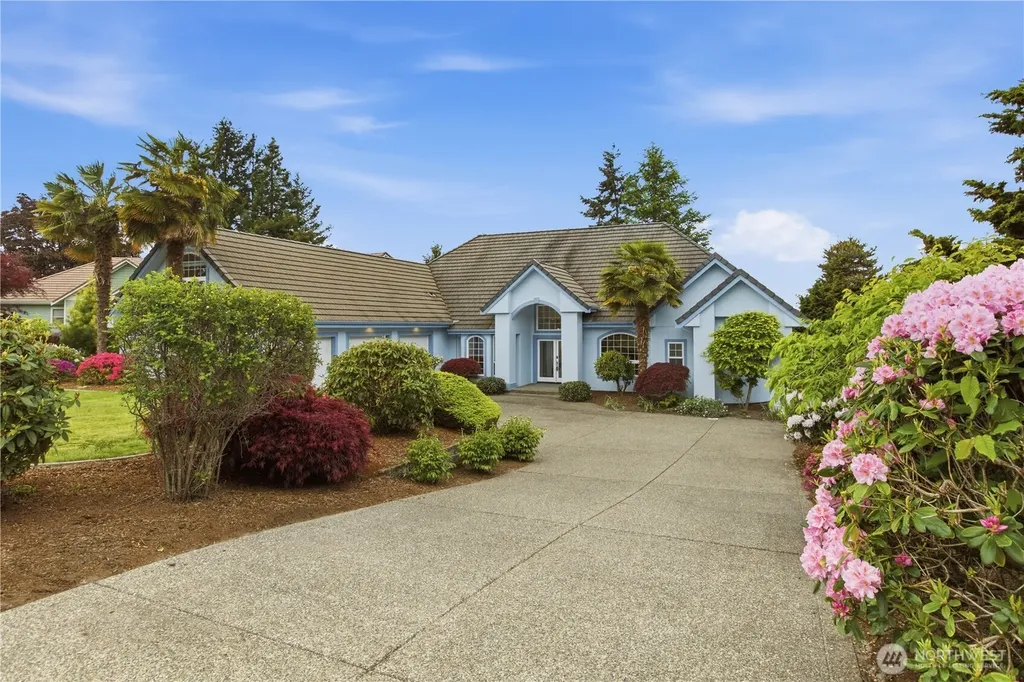 2504 5th Street NW Gig Harbor WA 98335