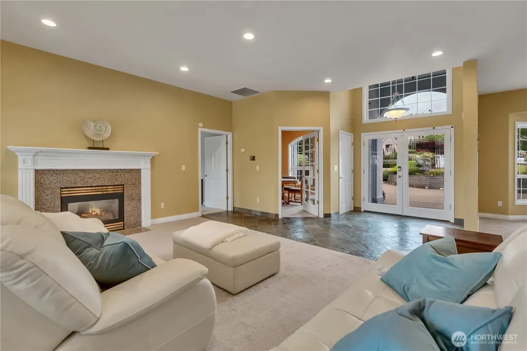 2504 5th Street NW Gig Harbor WA 98335