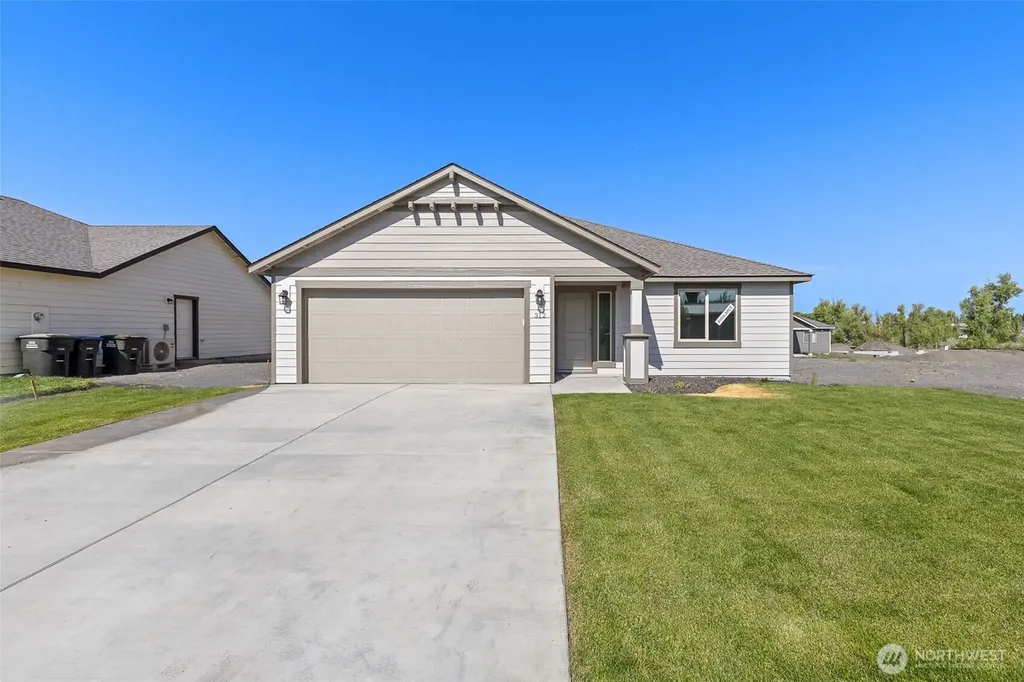 312 N Montana Street Moses Lake WA 98837
