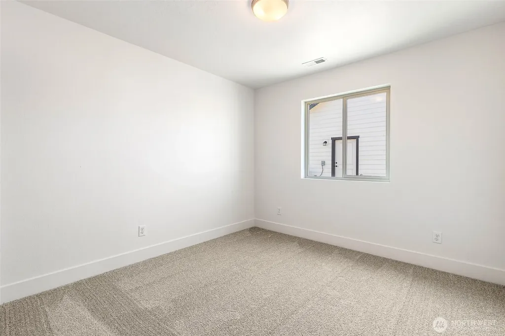 312 N Montana Street Moses Lake WA 98837