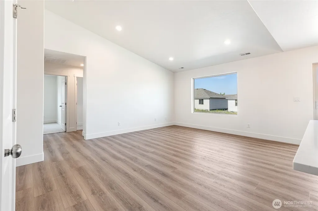 312 N Montana Street Moses Lake WA 98837