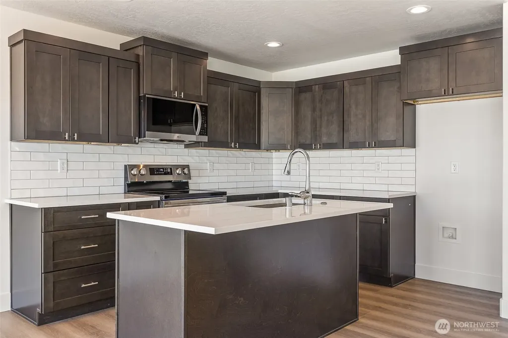 312 N Montana Street Moses Lake WA 98837