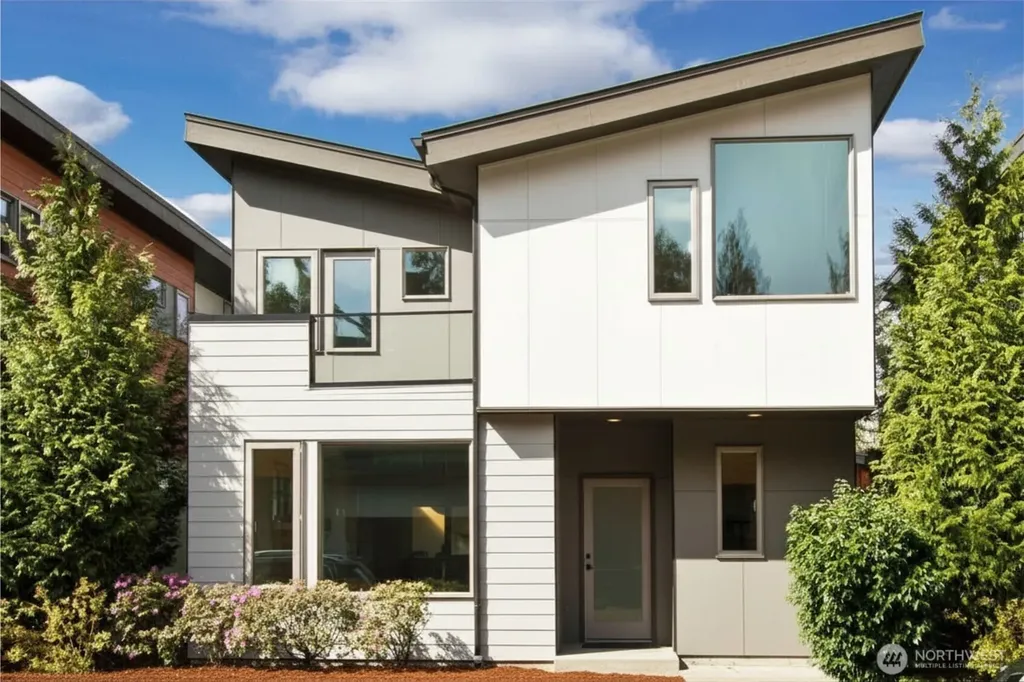 1471 14th Place NE Issaquah WA 98029