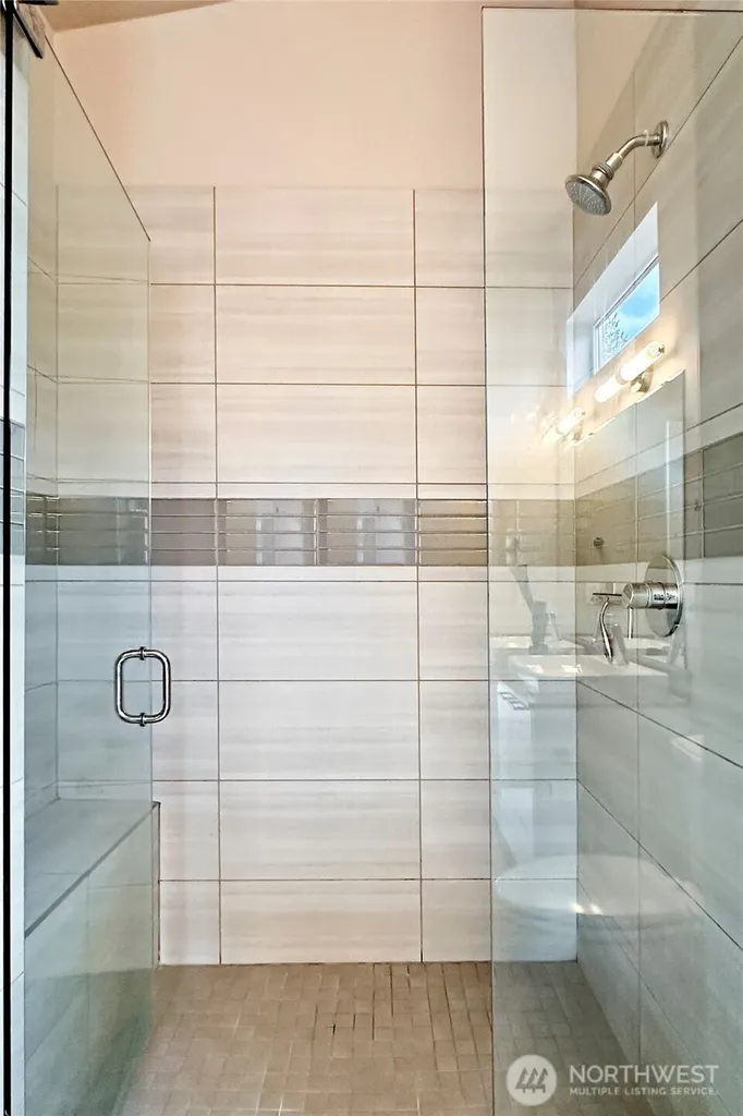 1471 14th Place NE Issaquah WA 98029