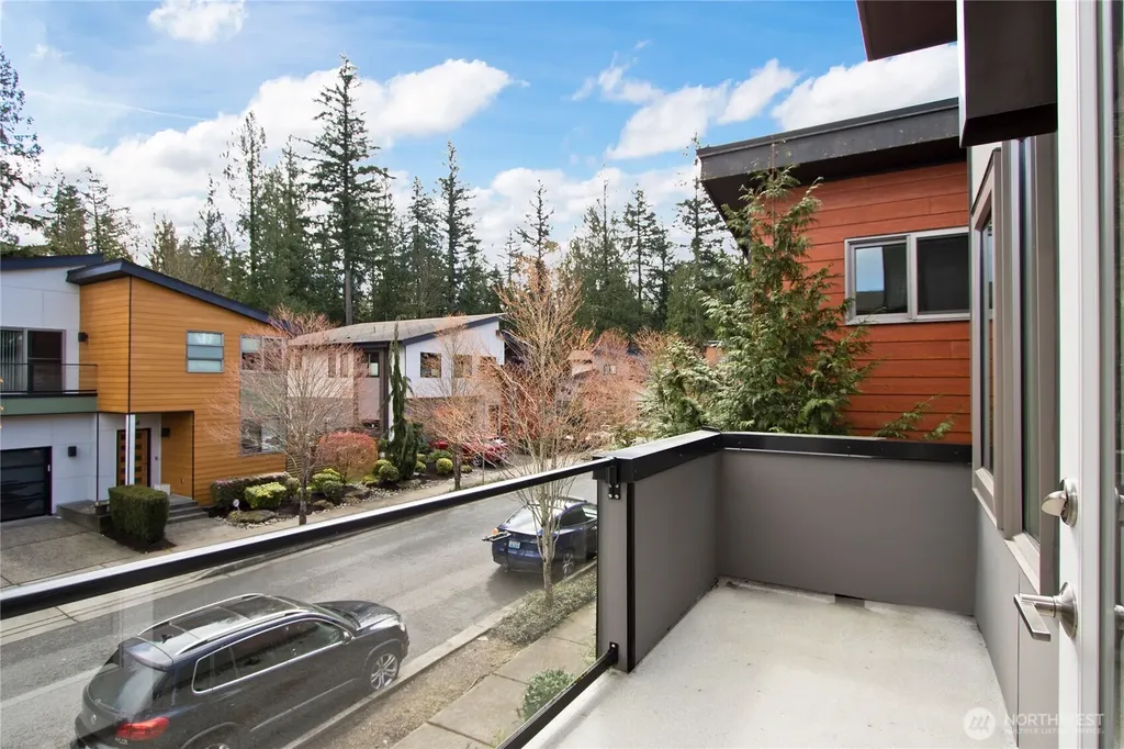 1471 14th Place NE Issaquah WA 98029