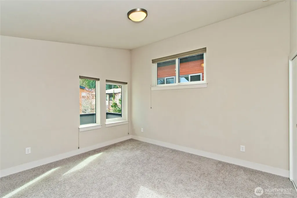 1471 14th Place NE Issaquah WA 98029