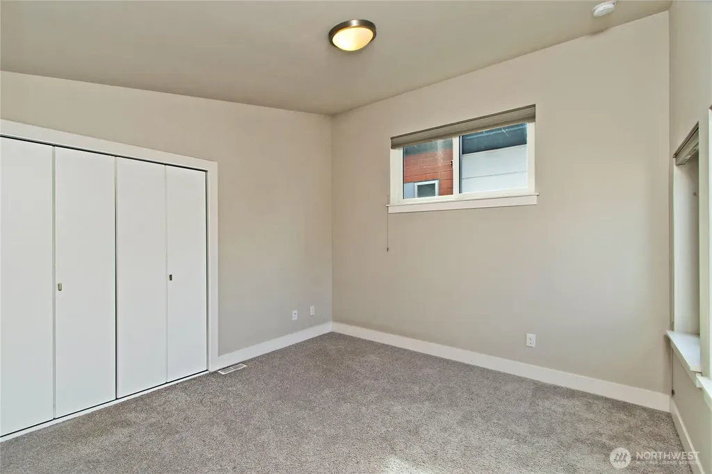 1471 14th Place NE Issaquah WA 98029