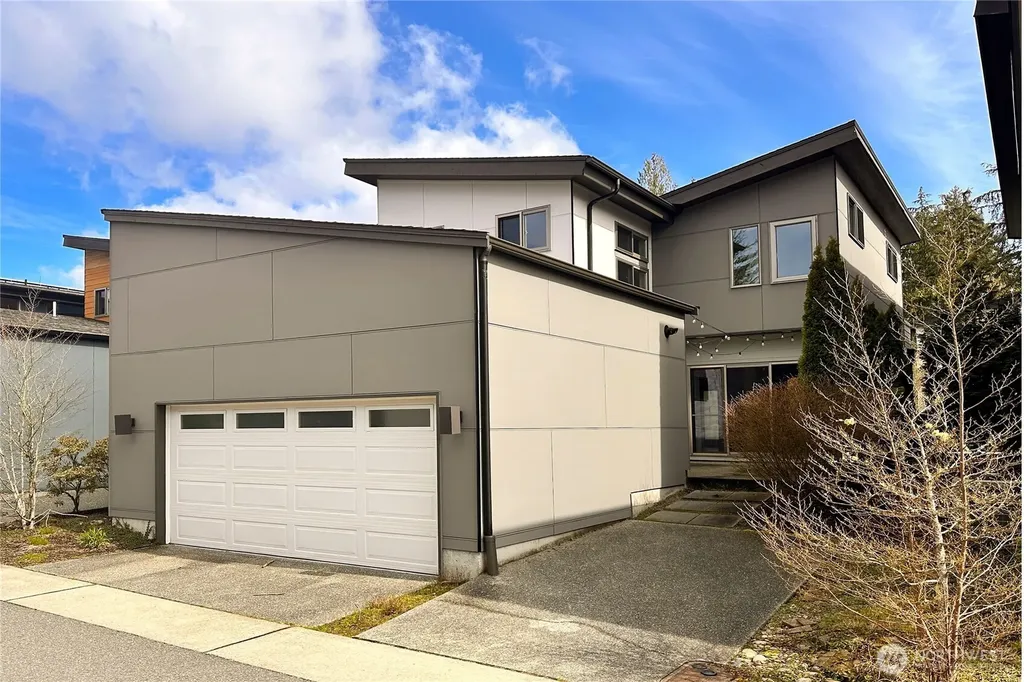 1471 14th Place NE Issaquah WA 98029