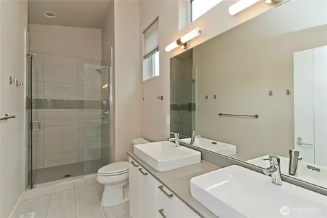 1471 14th Place NE Issaquah WA 98029