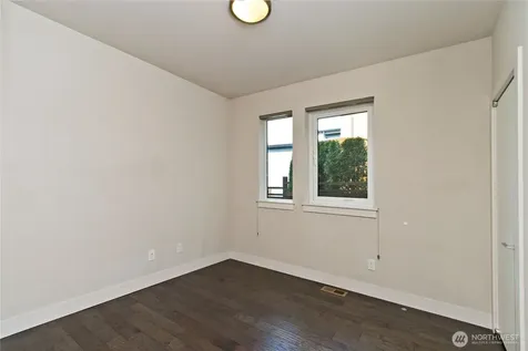 1471 14th Place NE Issaquah WA 98029
