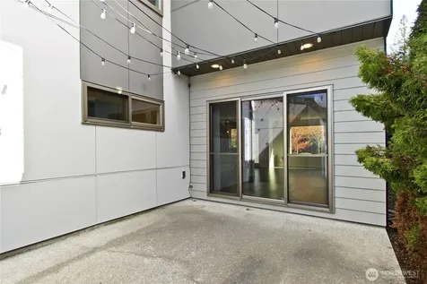 1471 14th Place NE Issaquah WA 98029