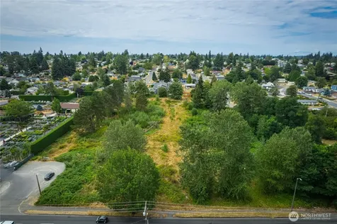 1507 E 58th Street Tacoma WA 98404