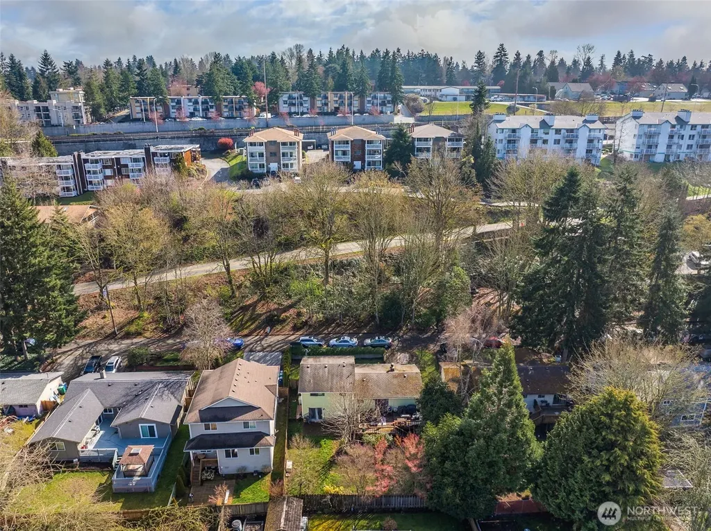 28425 15th Place S Federal Way WA 98003