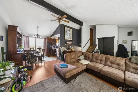 28425 15th Place S Federal Way WA 98003