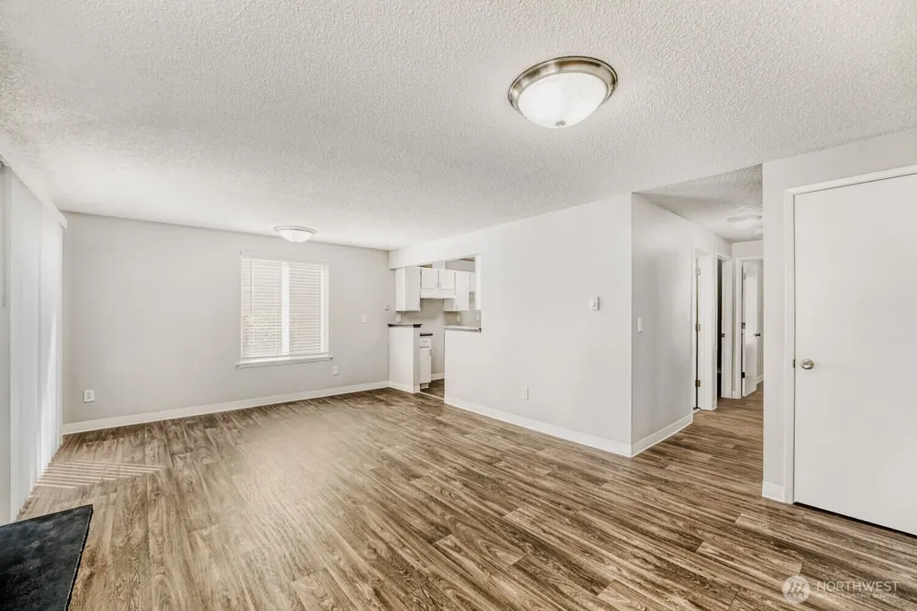 34214 1st Place S Federal Way WA 98003