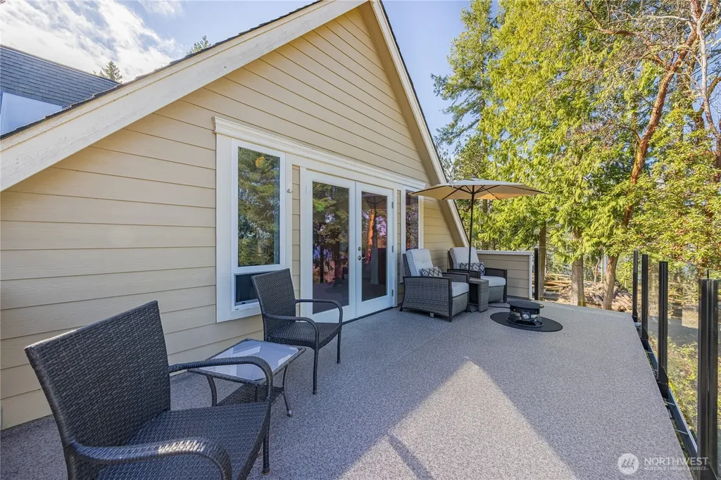 11 E Mindy Lane Sequim WA 98382
