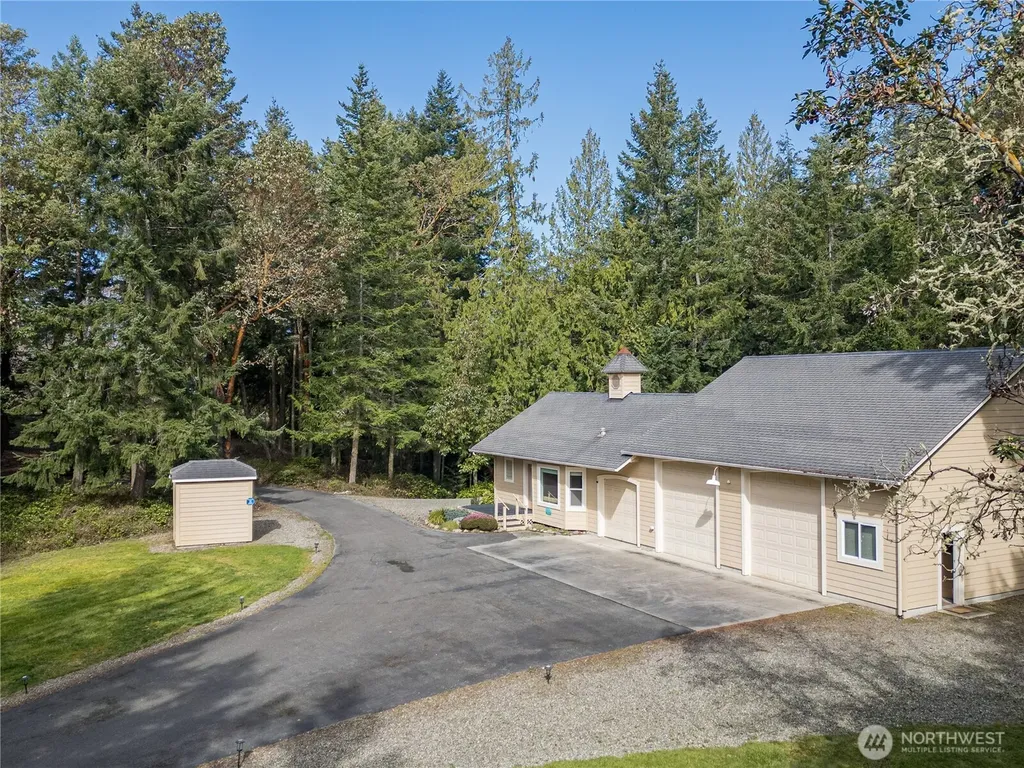 11 E Mindy Lane Sequim WA 98382