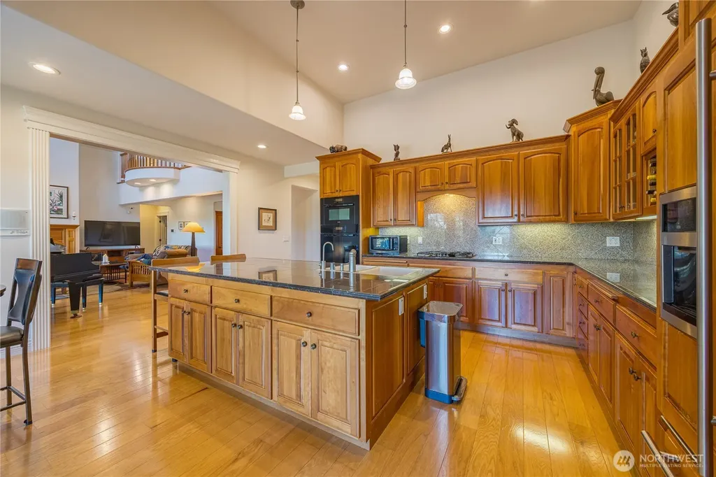 11 E Mindy Lane Sequim WA 98382