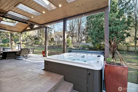 34529 5th Place SW Federal Way WA 98023
