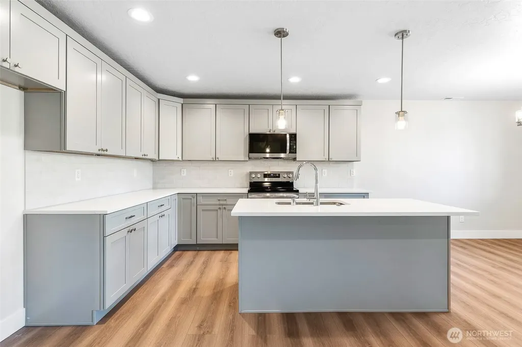 4246 W Sandy Court Moses Lake WA 98837