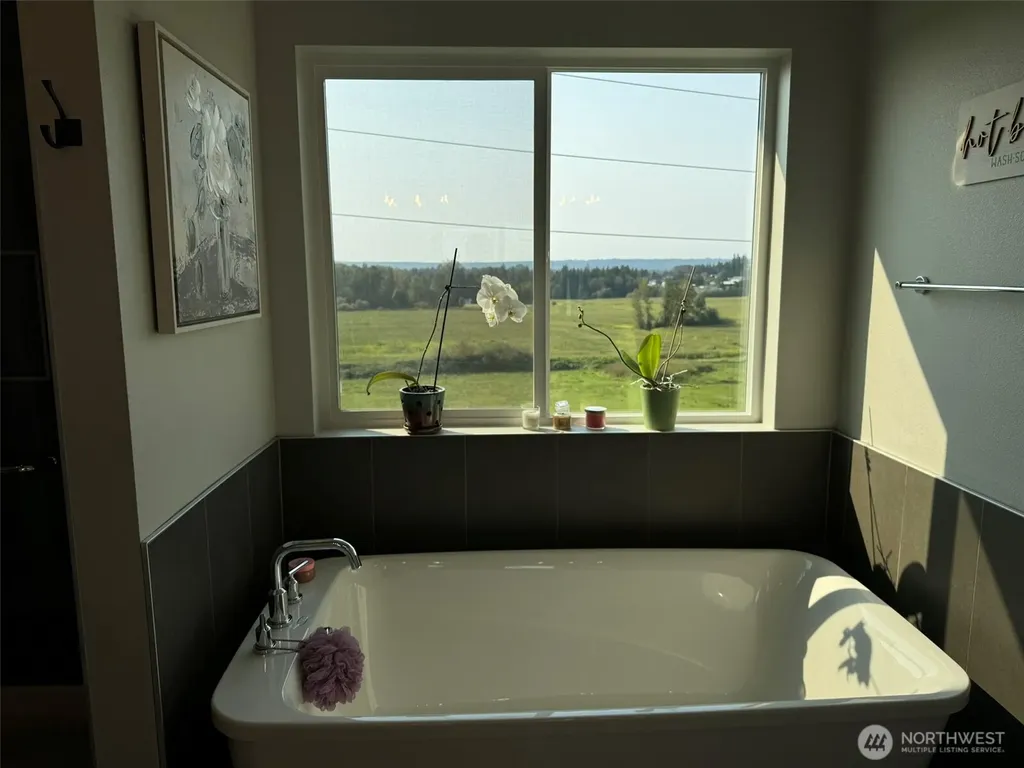 9410 76th Avenue NE Marysville WA 98270
