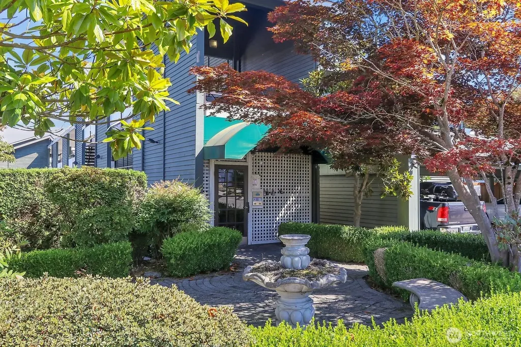7924 212th Street SW Edmonds WA 98026