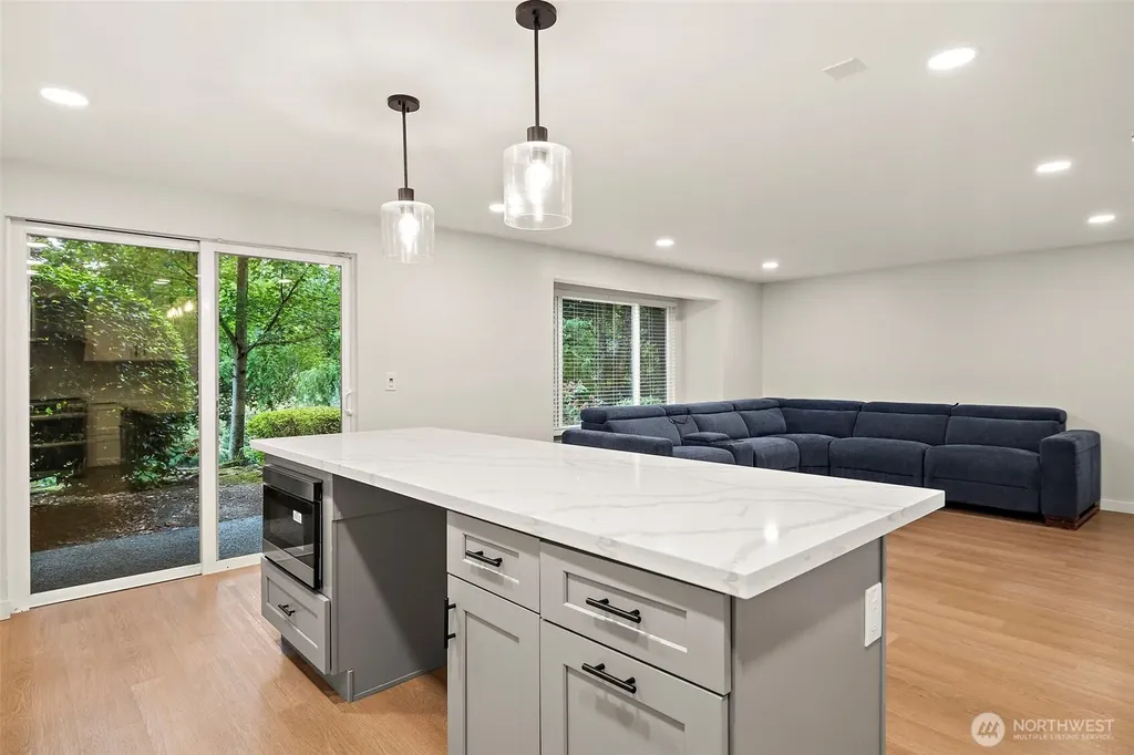 200 Mt Park Boulevard SW Issaquah WA 98027