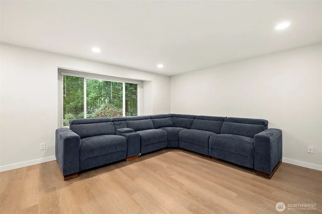 200 Mt Park Boulevard SW Issaquah WA 98027