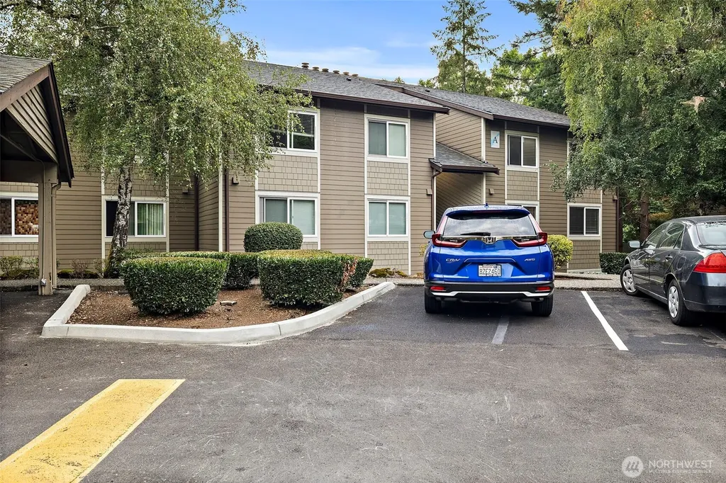 200 Mt Park Boulevard SW Issaquah WA 98027