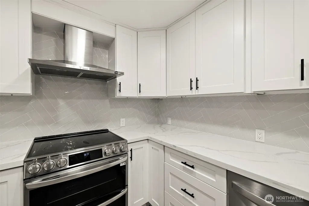 200 Mt Park Boulevard SW Issaquah WA 98027