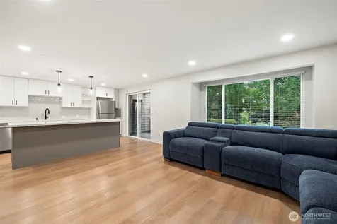 200 Mt Park Boulevard SW Issaquah WA 98027