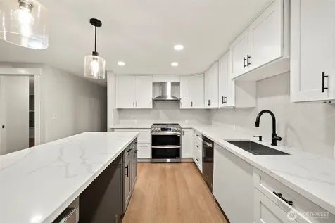 200 Mt Park Boulevard SW Issaquah WA 98027