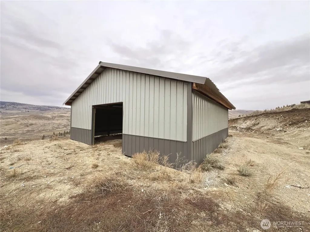 18 Gold Rush Ridge Oroville WA 98844