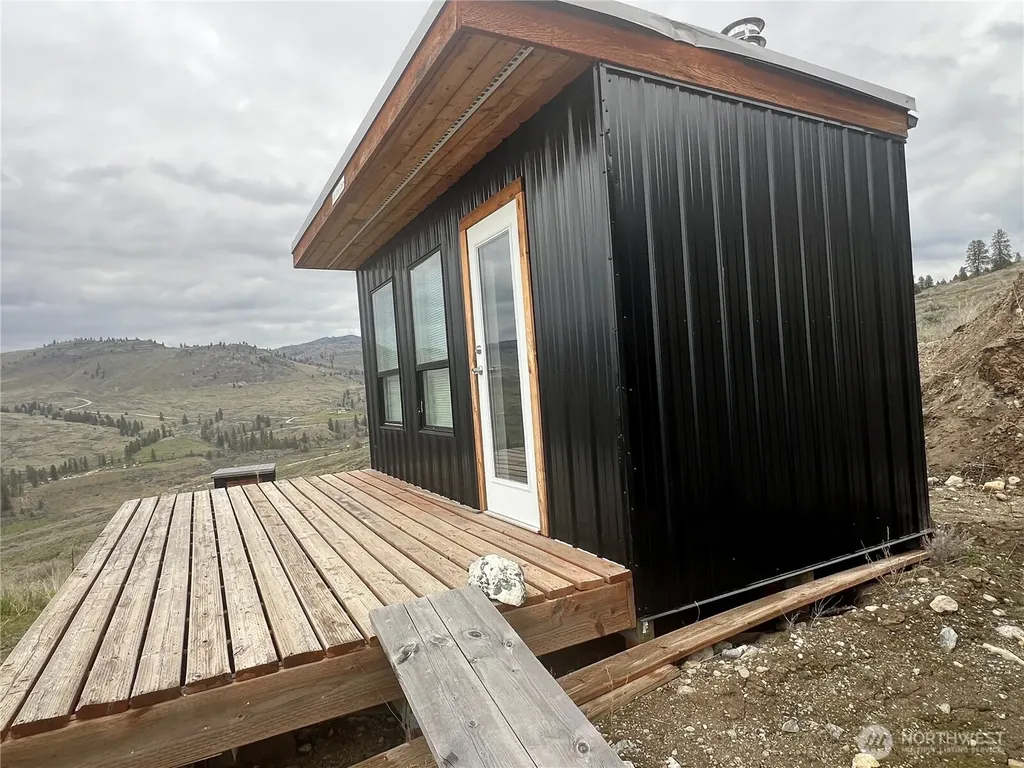 18 Gold Rush Ridge Oroville WA 98844