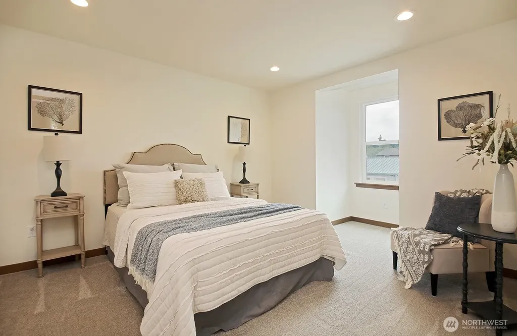 695 3rd Street Langley WA 98260