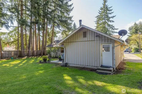 8716 NE 135th Place Kirkland WA 98034