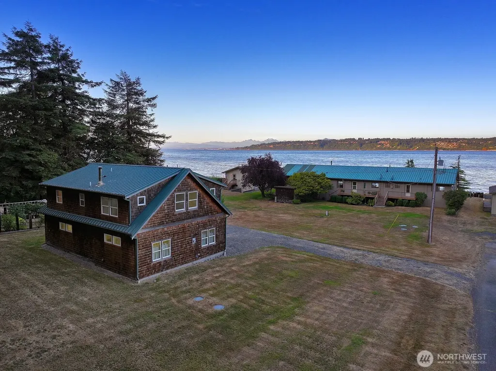 8267 Franklin Road Clinton WA 98236