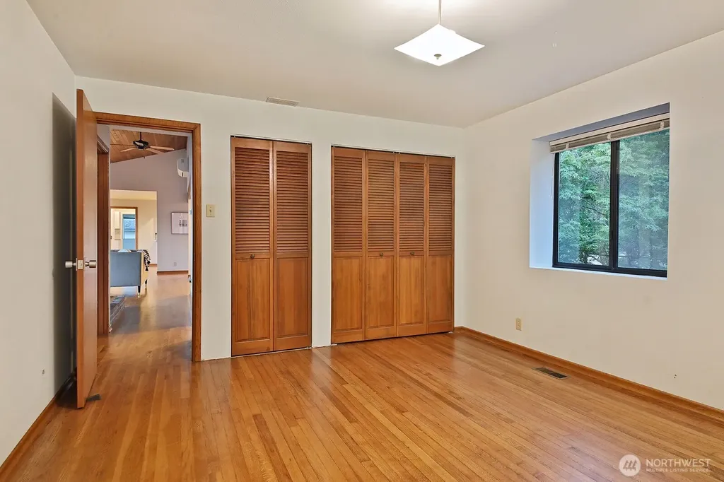 8267 Franklin Road Clinton WA 98236