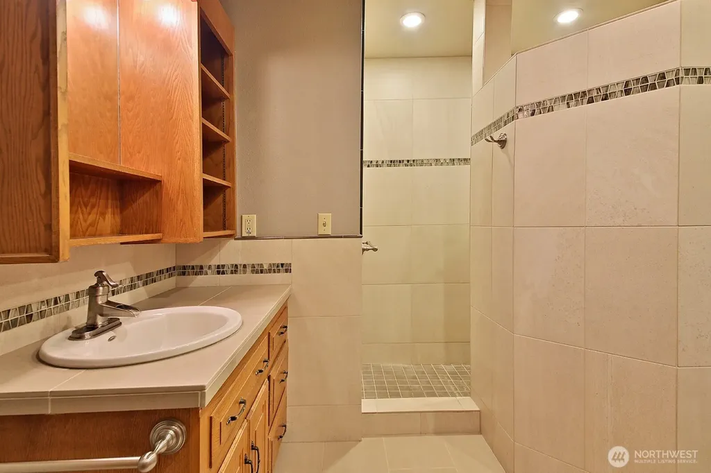 8267 Franklin Road Clinton WA 98236