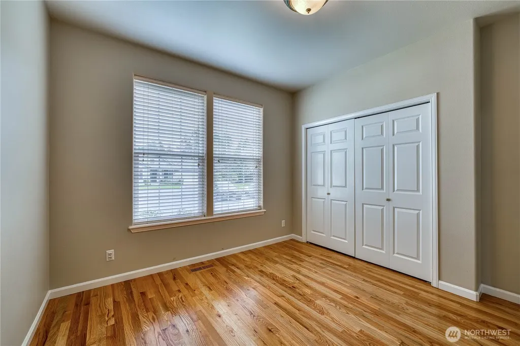 7061 SW Dunraven Lane Port Orchard WA 98367