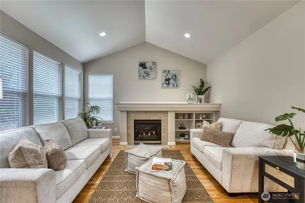 7061 SW Dunraven Lane Port Orchard WA 98367