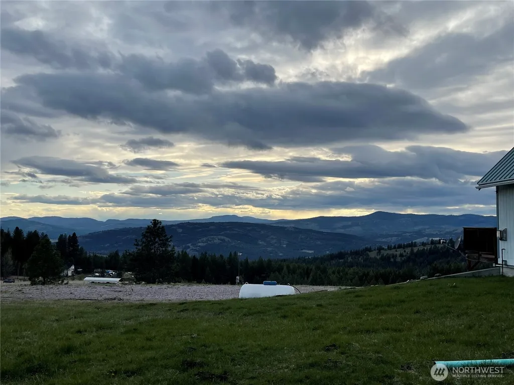 50 Doll Drive Republic WA 99166