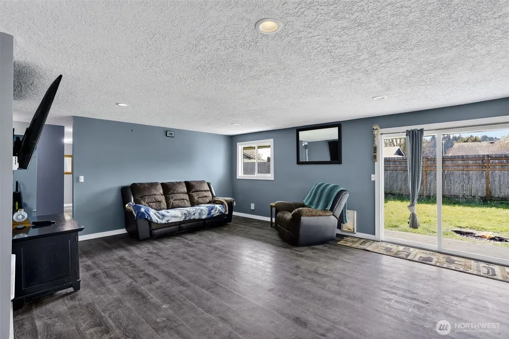 3815 Cherrywood Street Longview WA 98632