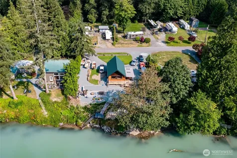 23704 Cove Road Sedro Woolley WA 98284