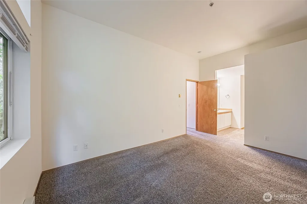 23210 59th Street S Kent WA 98032