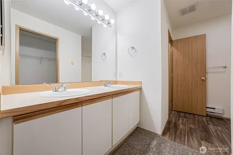 23210 59th Street S Kent WA 98032